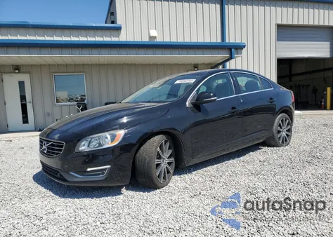2017 Volvo S60 Premier z USA, uszkodzony, nr VIN LYV402TK7HB195474